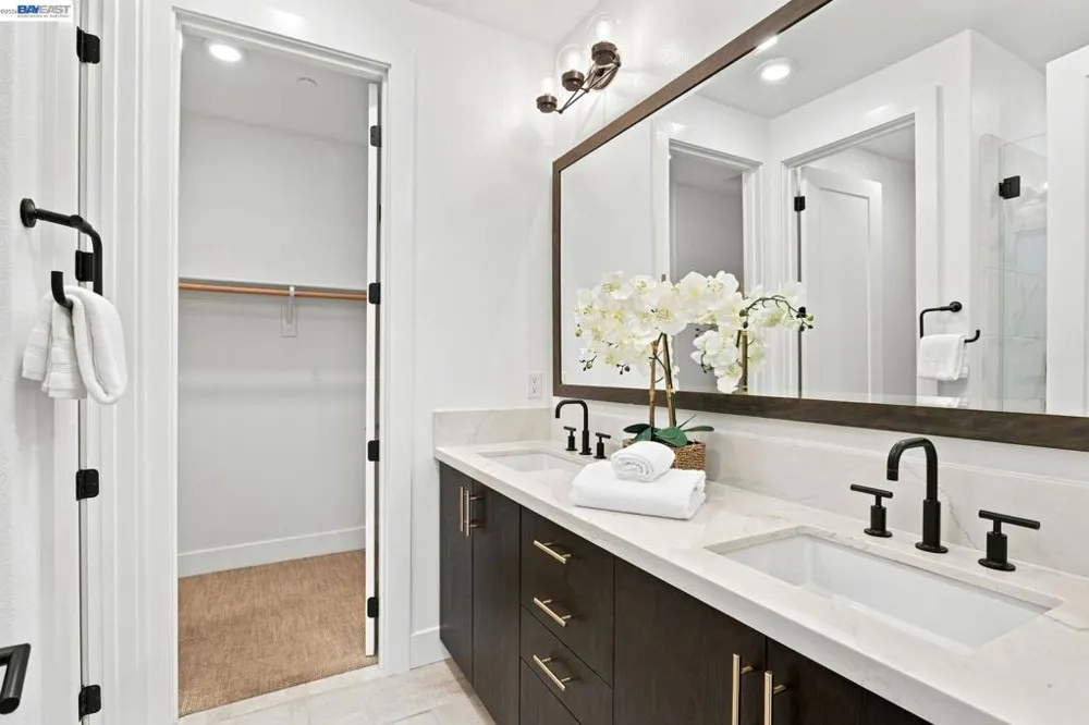 332 Harcot Ter Sunnyvale, CA 94085