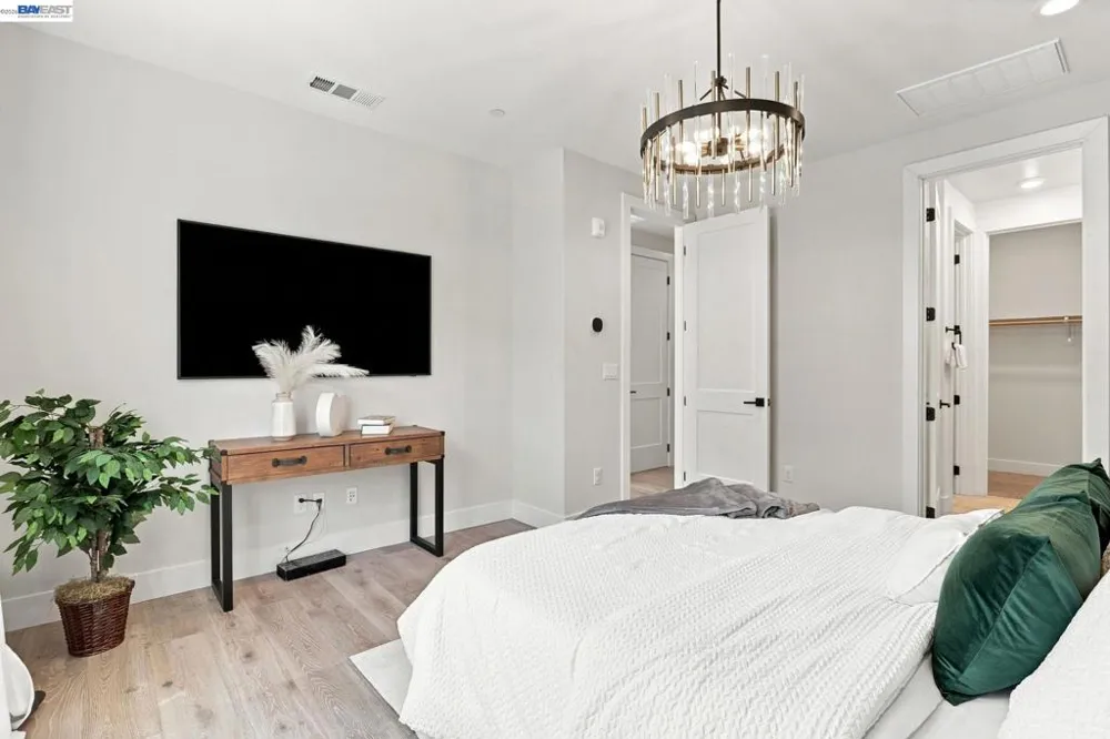 332 Harcot Ter Sunnyvale, CA 94085