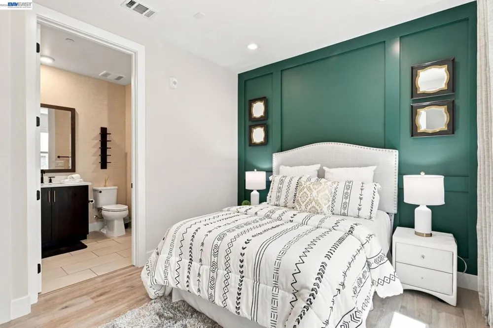 332 Harcot Ter Sunnyvale, CA 94085