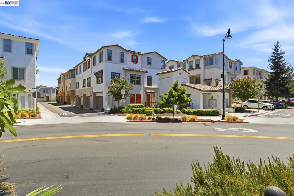 332 Harcot Ter Sunnyvale, CA 94085