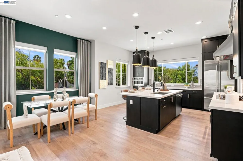 332 Harcot Ter Sunnyvale, CA 94085