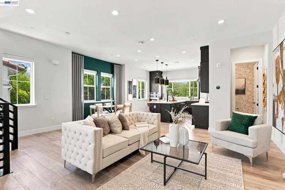 332 Harcot Ter Sunnyvale, CA 94085