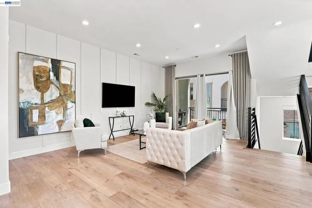 332 Harcot Ter Sunnyvale, CA 94085