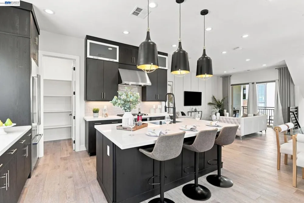 332 Harcot Ter Sunnyvale, CA 94085