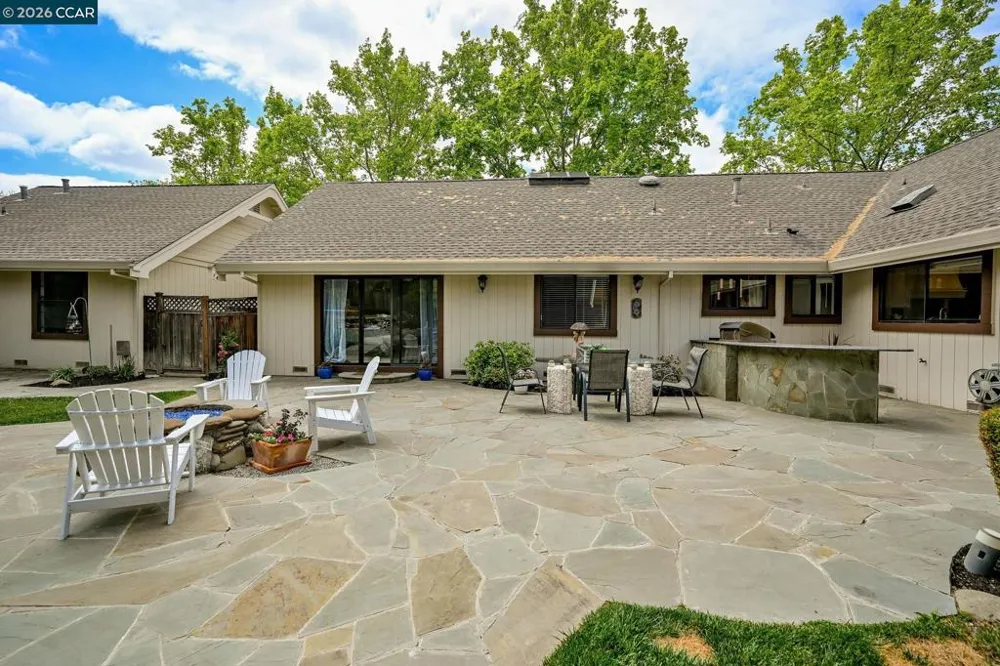 85 Trish Ct Danville, CA 94506