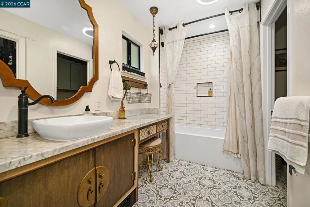 85 Trish Ct Danville, CA 94506