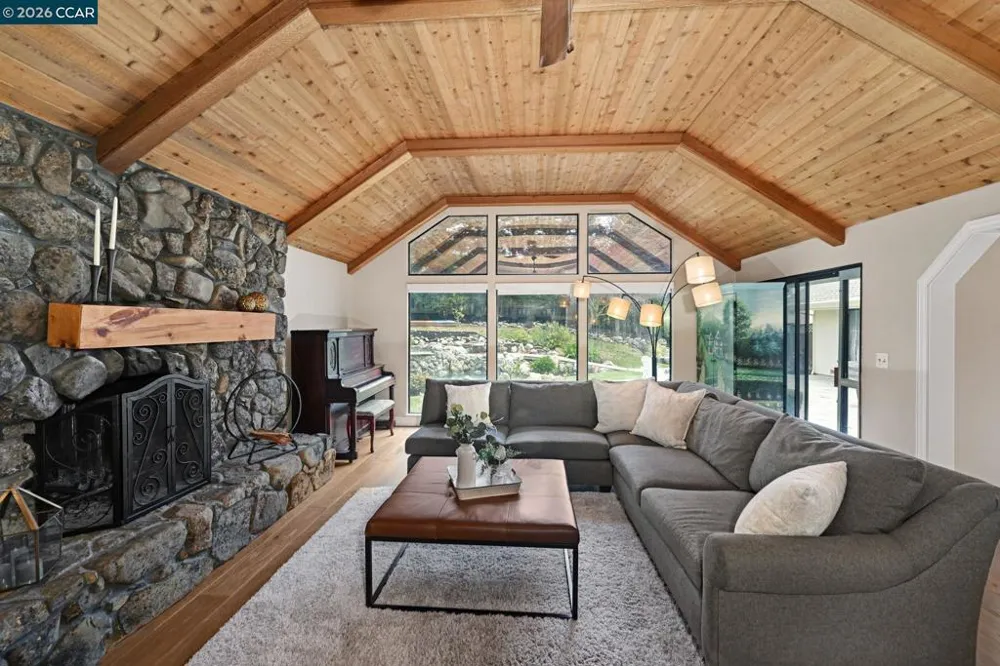 85 Trish Ct Danville, CA 94506