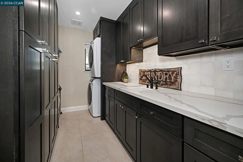 85 Trish Ct Danville, CA 94506