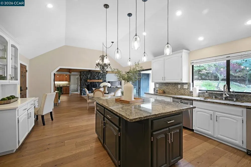 85 Trish Ct Danville, CA 94506