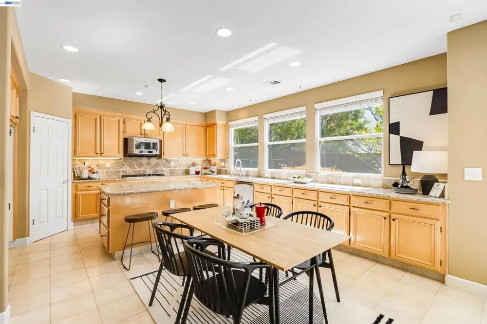 5811 Cattleya Dr San Ramon, CA 94582