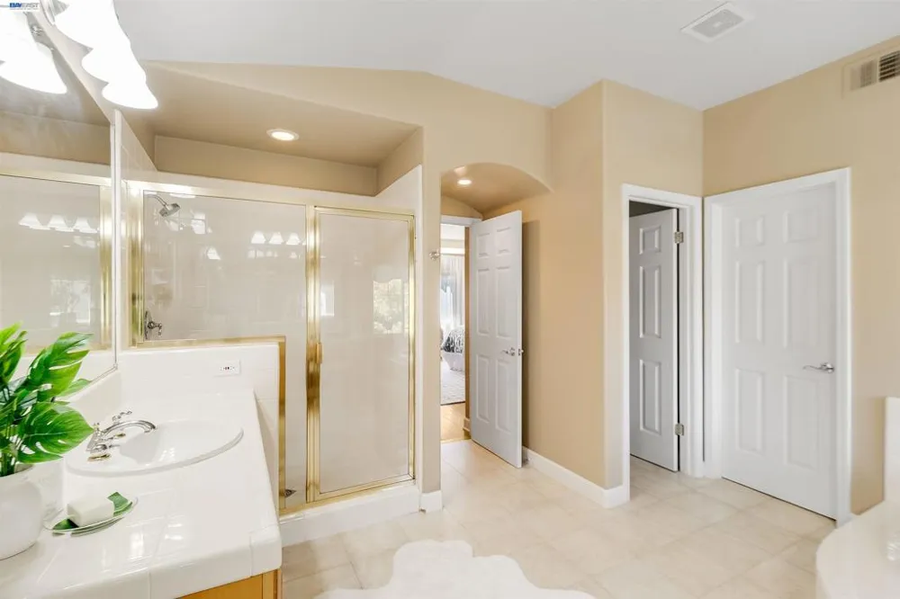 5811 Cattleya Dr San Ramon, CA 94582