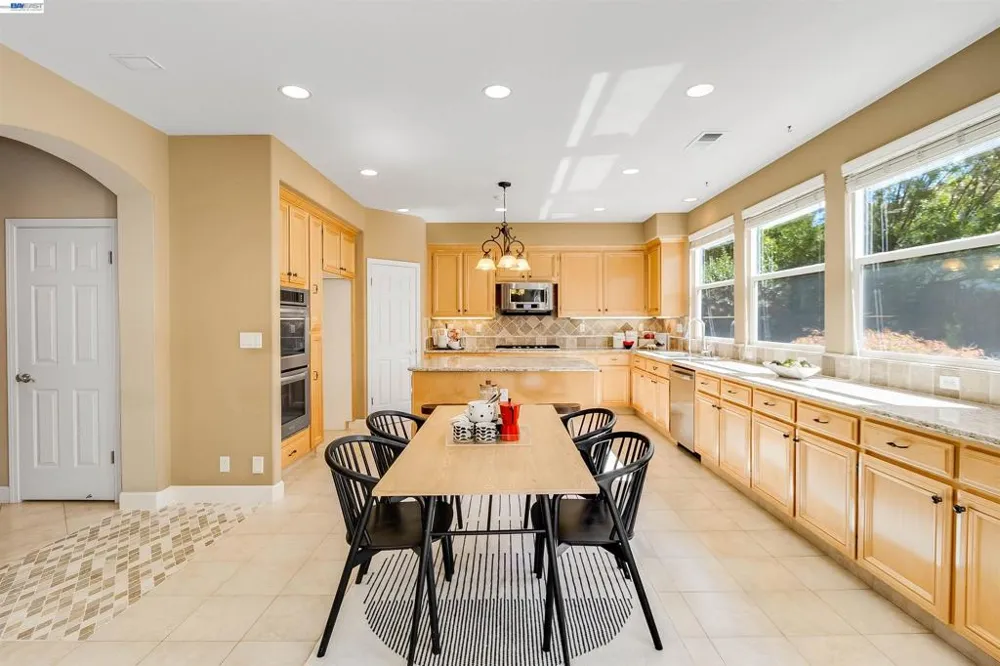 5811 Cattleya Dr San Ramon, CA 94582