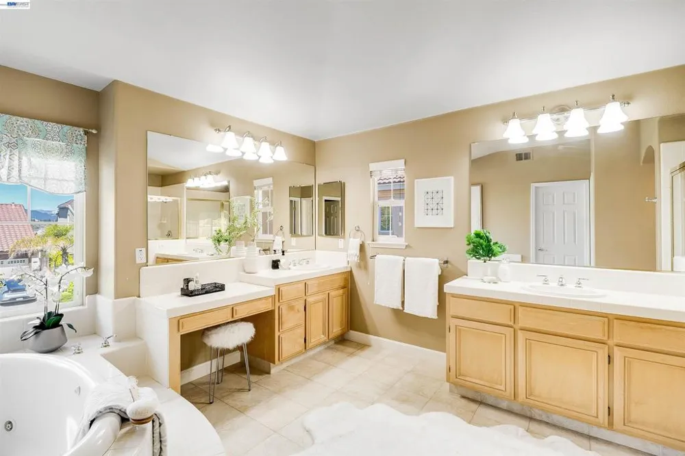 5811 Cattleya Dr San Ramon, CA 94582