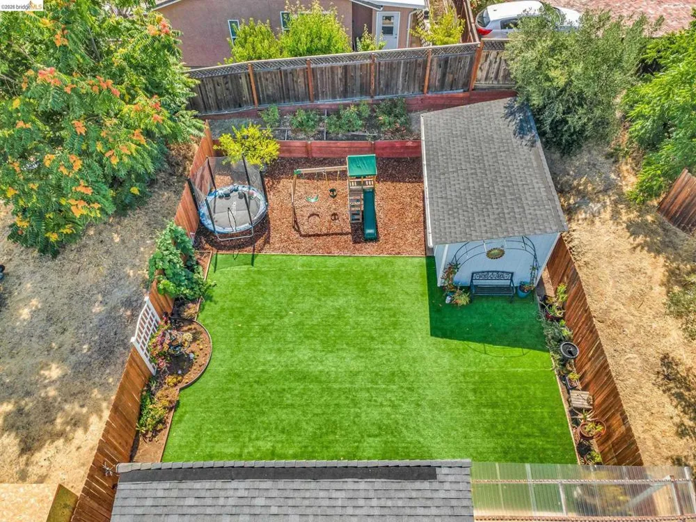 2350 W Shell Ave. Martinez, CA 94553