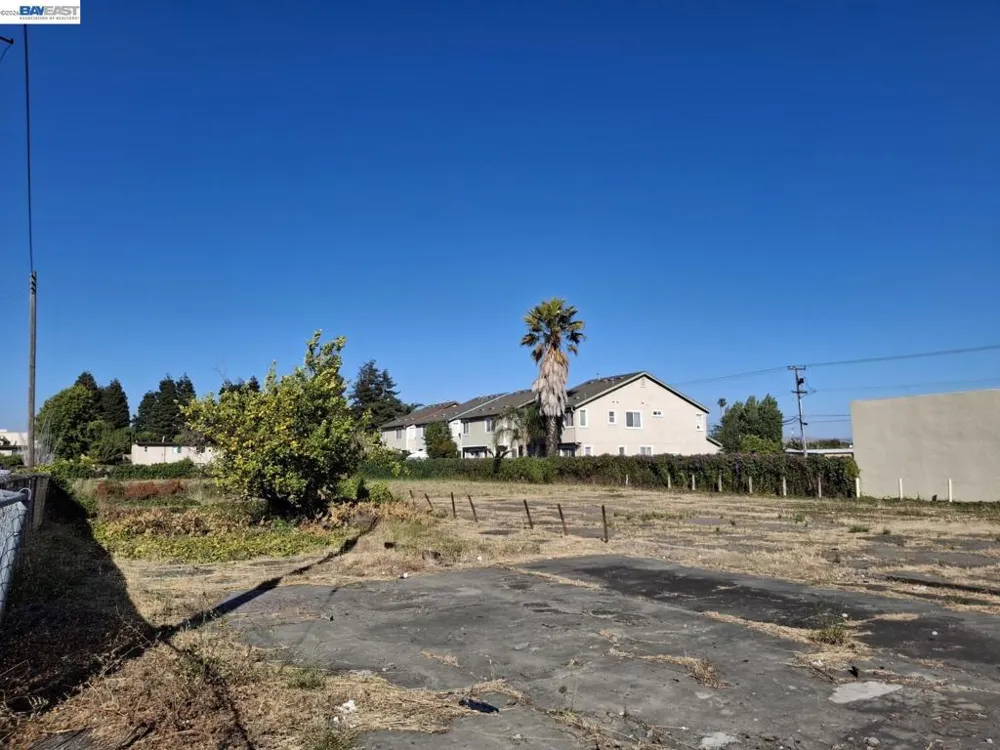 19390 Hesperian Blvd Hayward, CA 94541