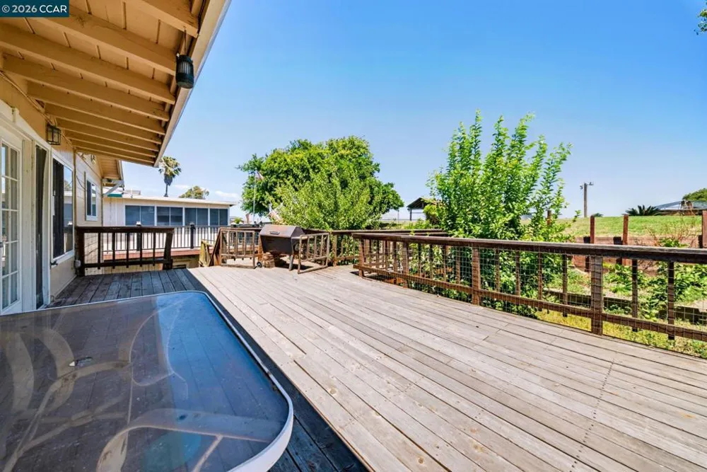 4600 Sandmound Oakley, CA 94561