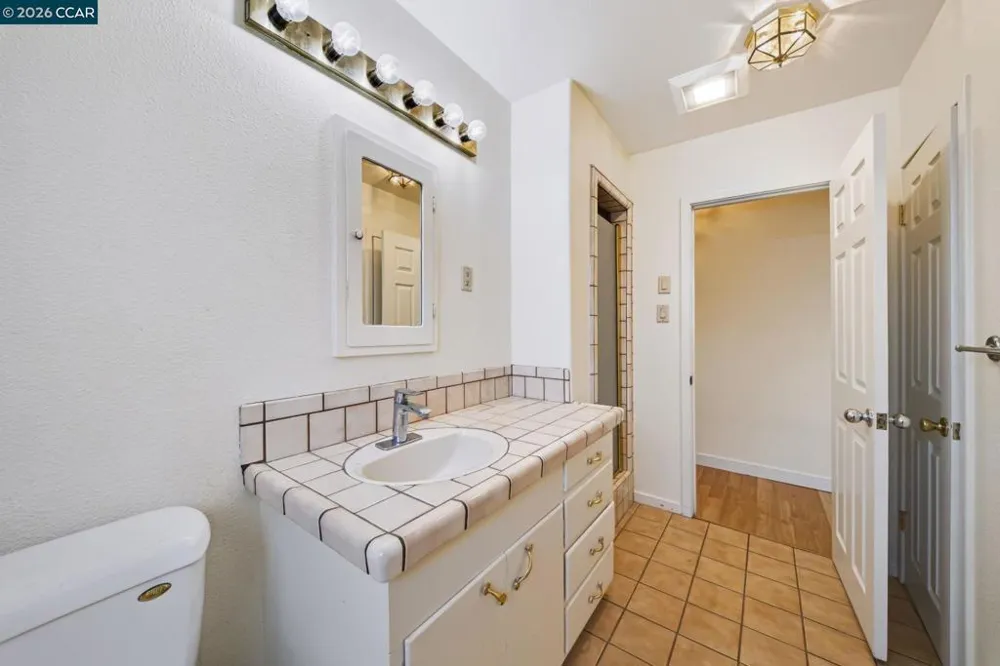 4600 Sandmound Oakley, CA 94561