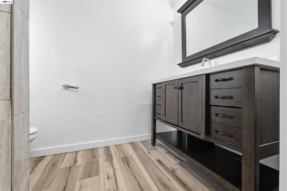 1859 Lynwood Dr Concord, CA 94519
