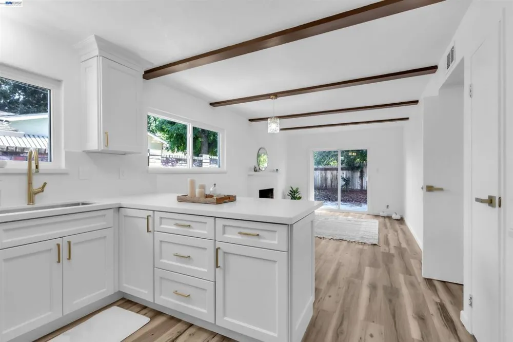 1859 Lynwood Dr Concord, CA 94519