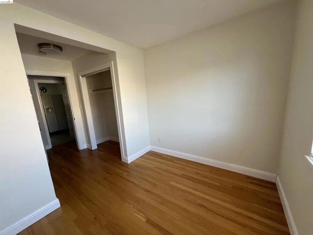 3244 ELLIS ST Berkeley, CA 94703