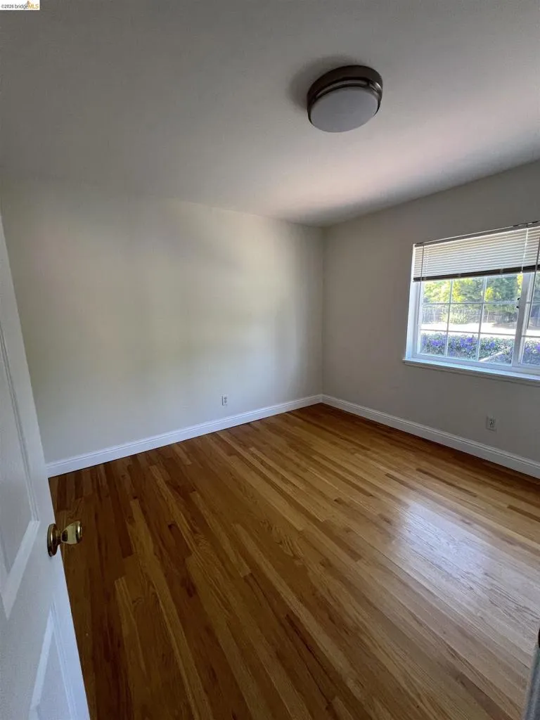 3244 ELLIS ST Berkeley, CA 94703