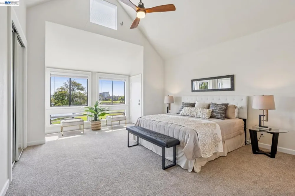 48 Invincible Ct #F19 Alameda, CA 94501
