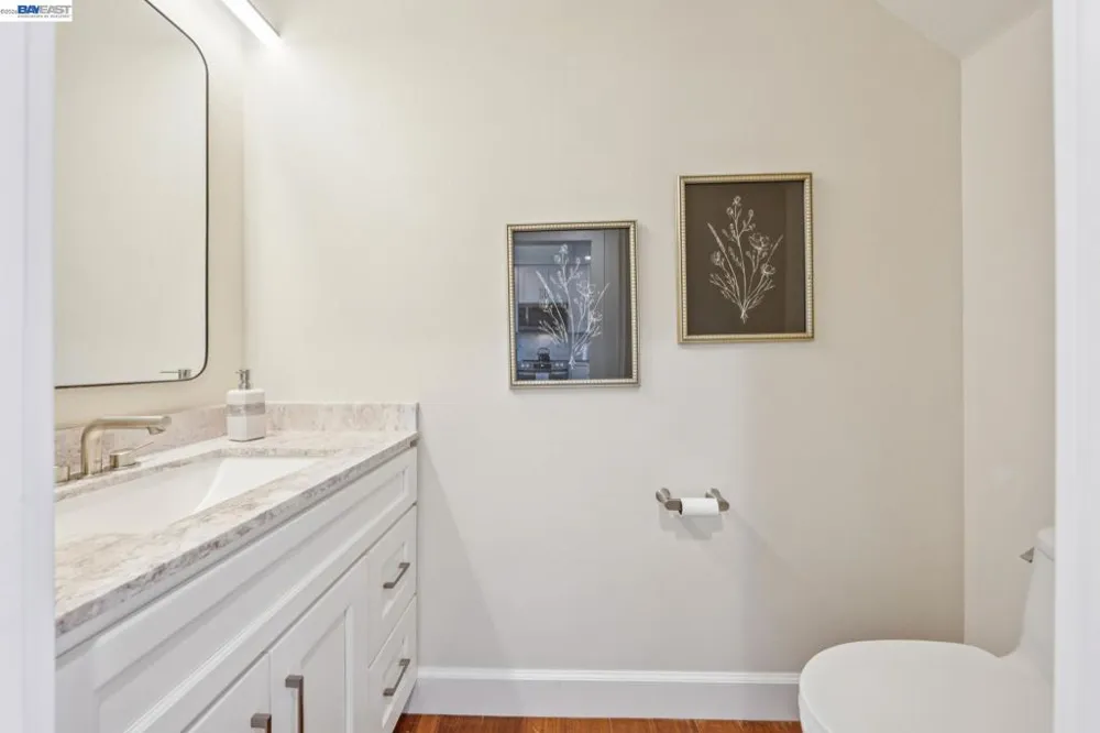 48 Invincible Ct #F19 Alameda, CA 94501