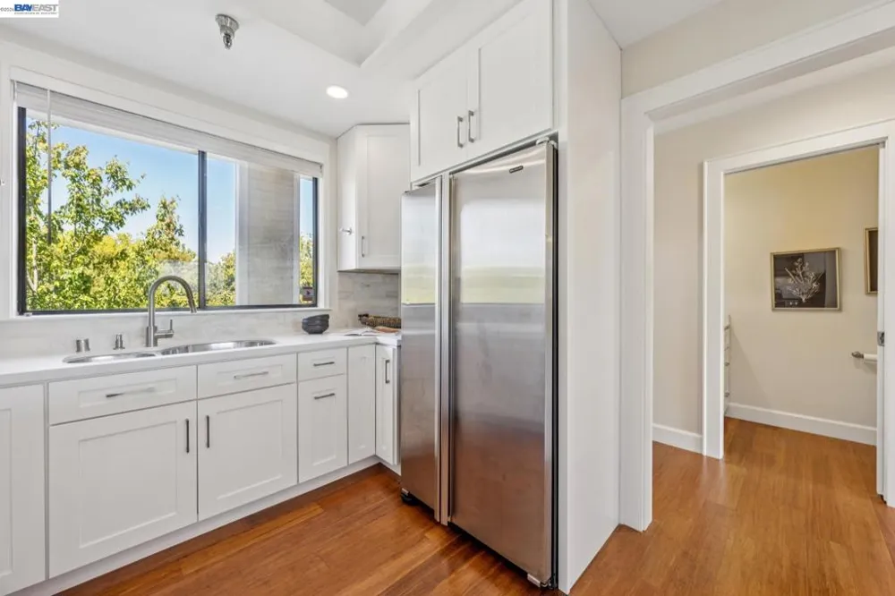 48 Invincible Ct #F19 Alameda, CA 94501