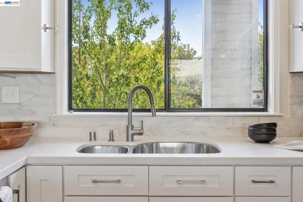 48 Invincible Ct #F19 Alameda, CA 94501