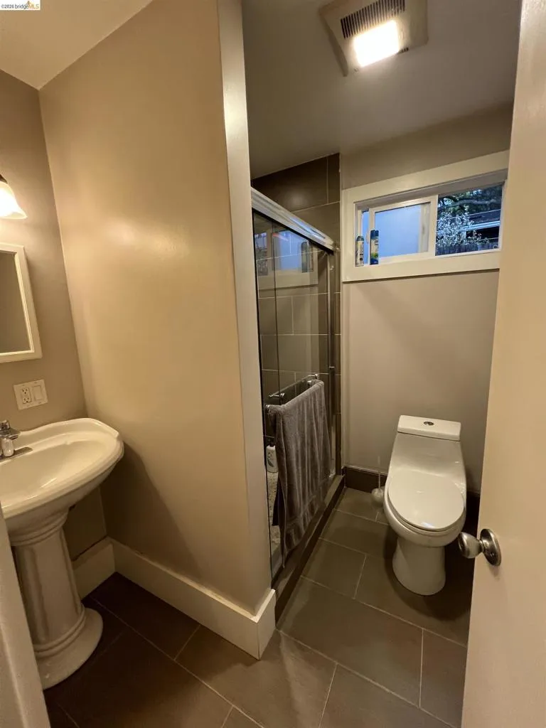 1423 OXFORD ST Berkeley, CA 94709