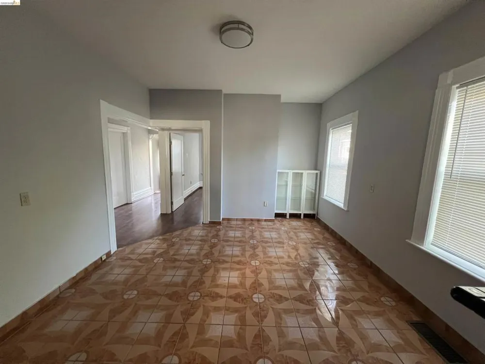 1251 63RD Emeryville, CA 94608