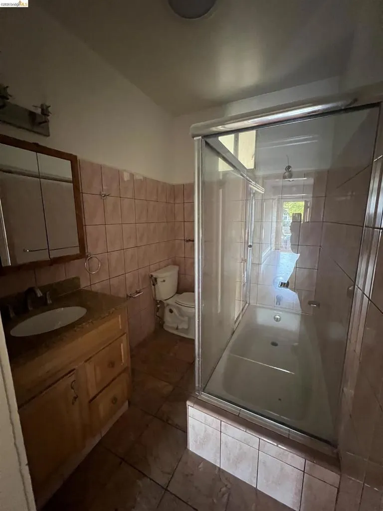1251 63RD Emeryville, CA 94608