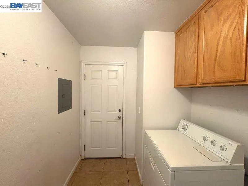 13900 Pinecrest St Lathrop, CA 95330