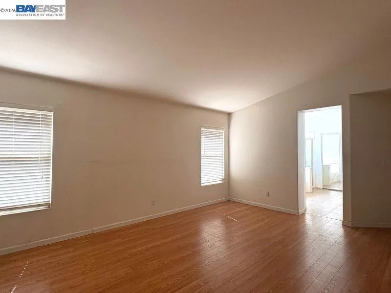 13900 Pinecrest St Lathrop, CA 95330