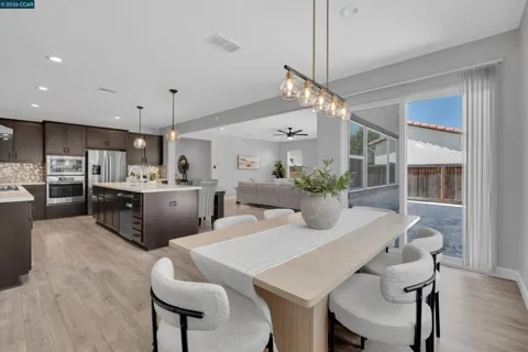 351 Bloomington Ln