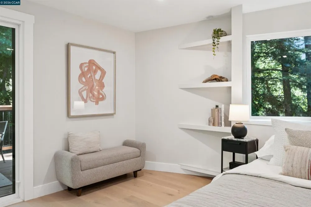 50 Overhill Rd Orinda, CA 94563