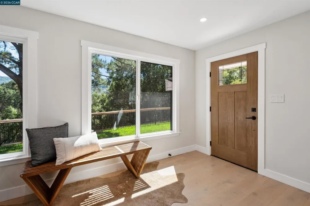 50 Overhill Rd Orinda, CA 94563