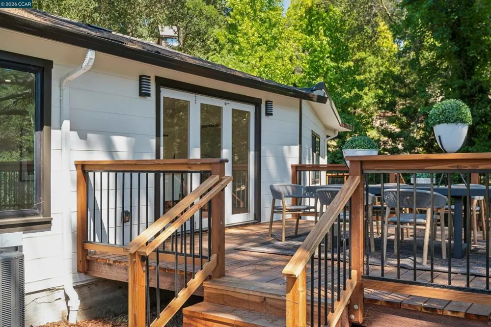 50 Overhill Rd Orinda, CA 94563