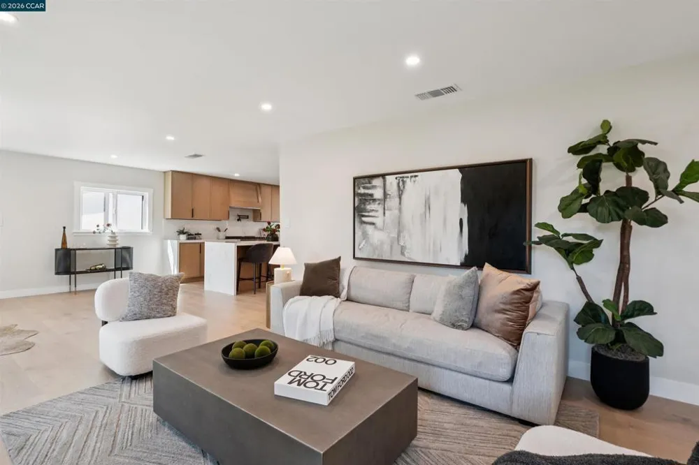 50 Overhill Rd Orinda, CA 94563