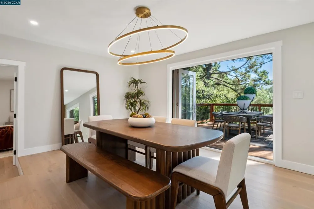 50 Overhill Rd Orinda, CA 94563