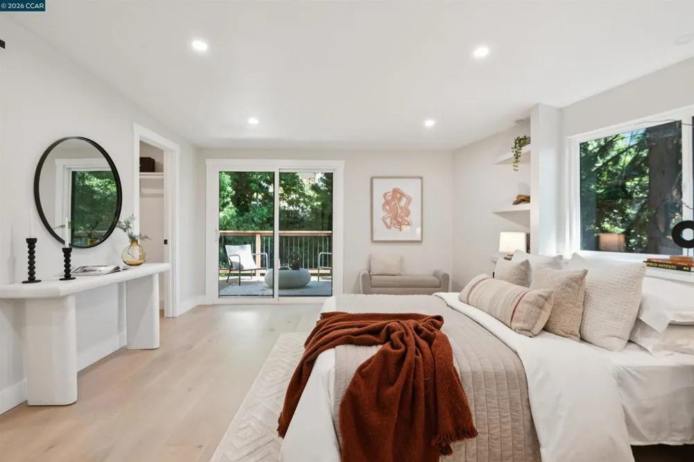 50 Overhill Rd Orinda, CA 94563