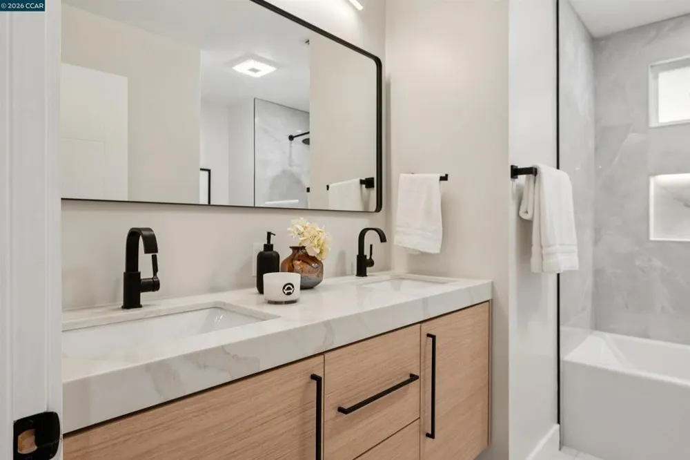 50 Overhill Rd Orinda, CA 94563