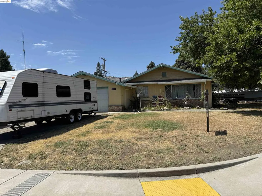 290 Plum St Vacaville, CA 95688