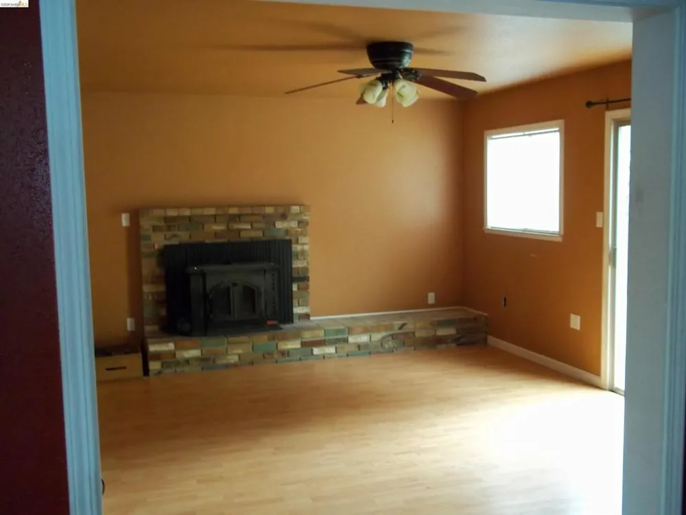 290 Plum St Vacaville, CA 95688