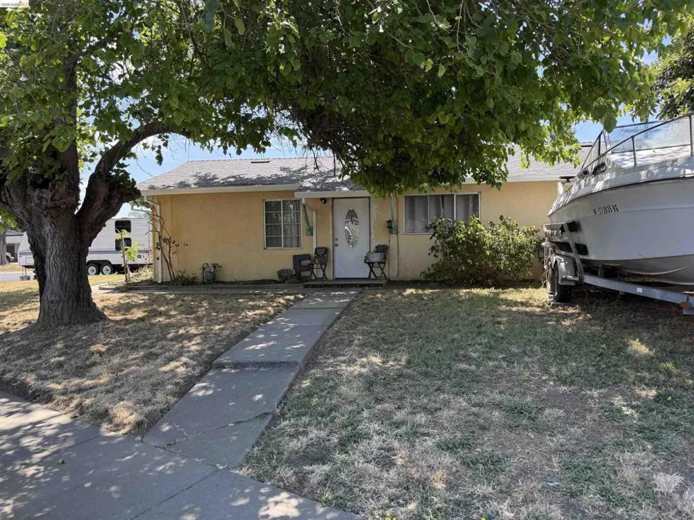 290 Plum St Vacaville, CA 95688