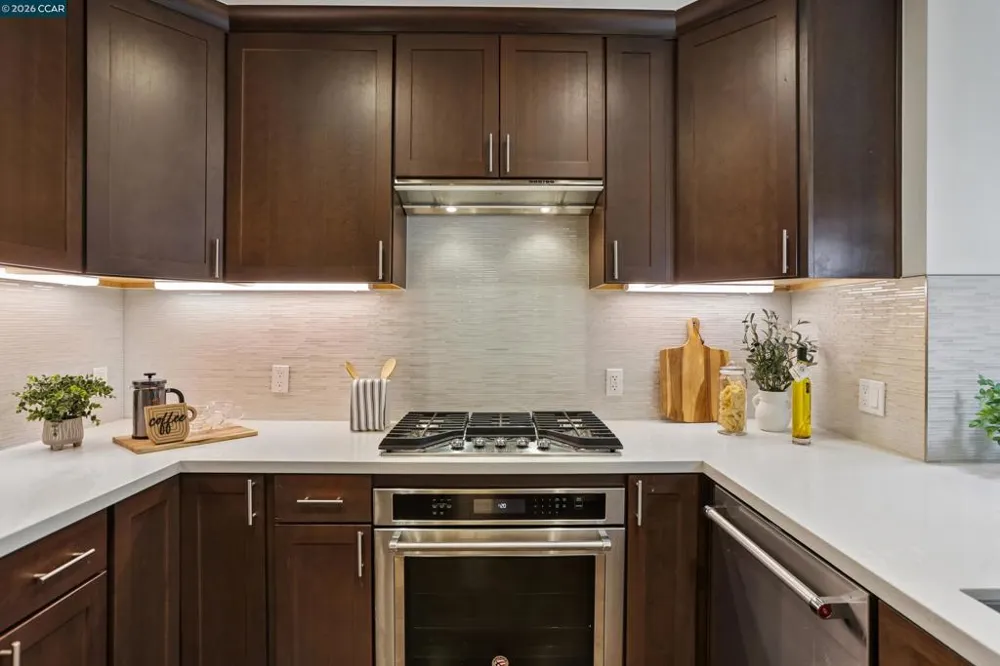1000 Dewing Ave #104 Lafayette, CA 94549