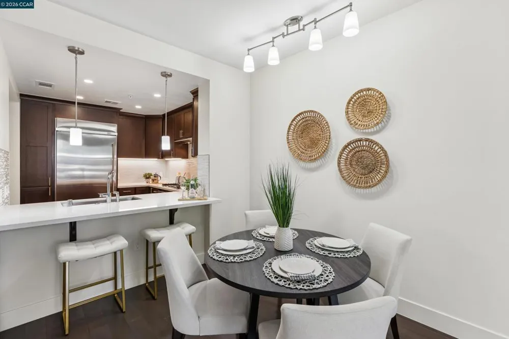 1000 Dewing Ave #104 Lafayette, CA 94549