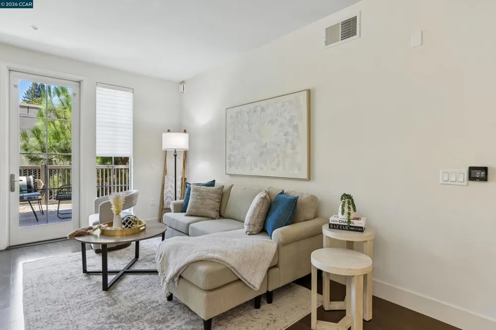 1000 Dewing Ave #104 Lafayette, CA 94549
