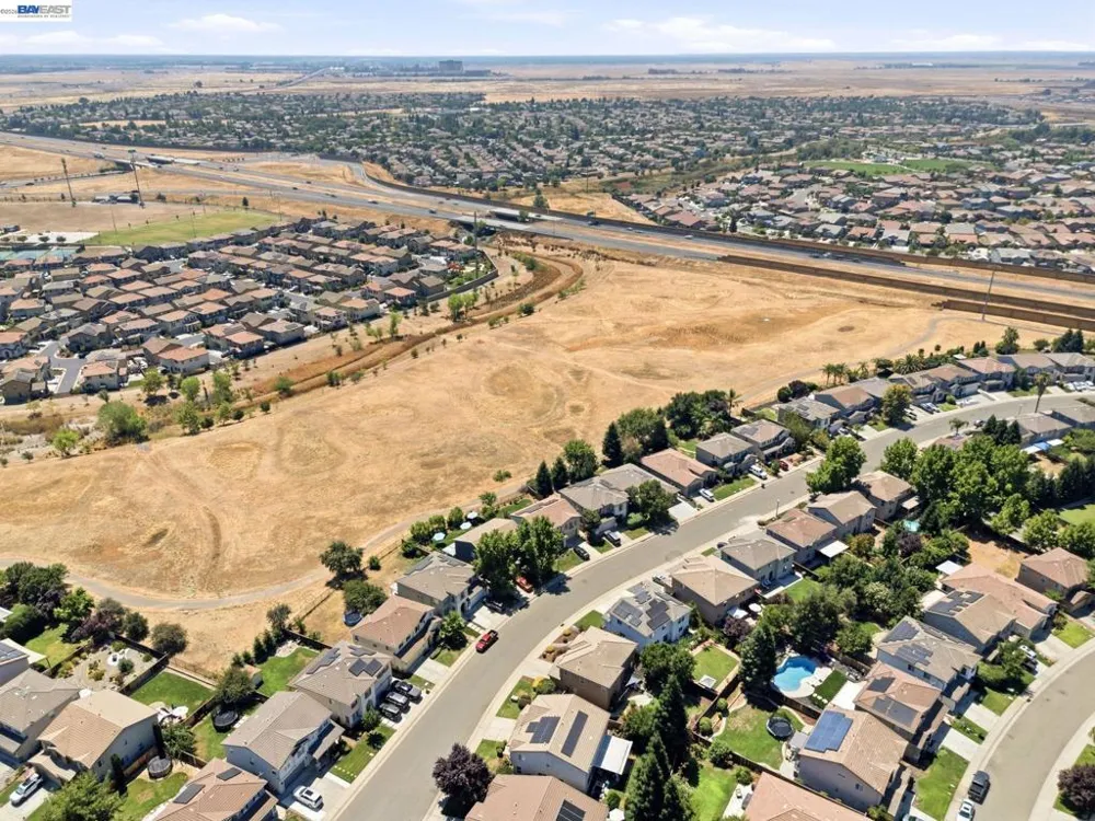 1015 Downing Cir Lincoln, CA 95648