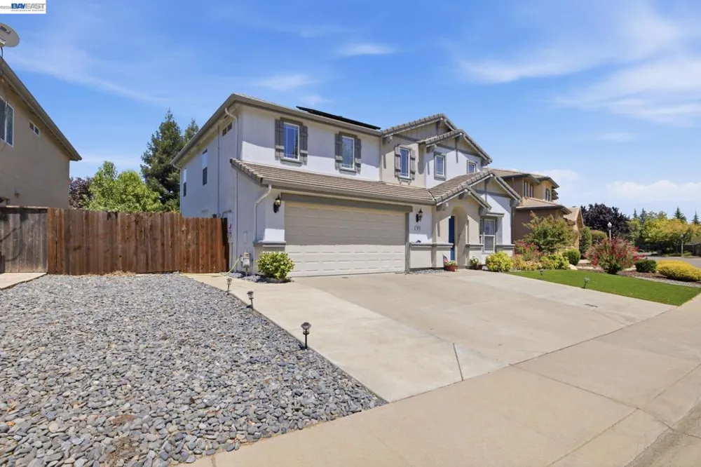 1015 Downing Cir Lincoln, CA 95648